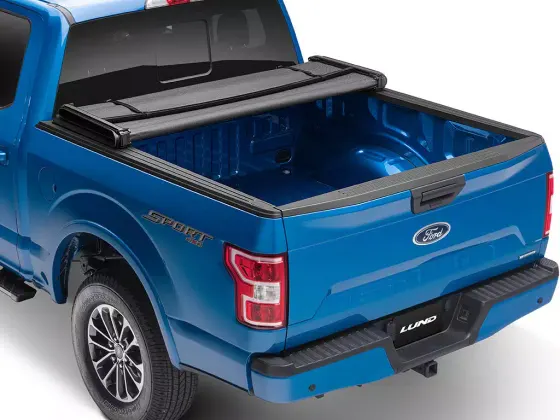 Lund Genesis Elite Tri-Fold with Toolbox Mount