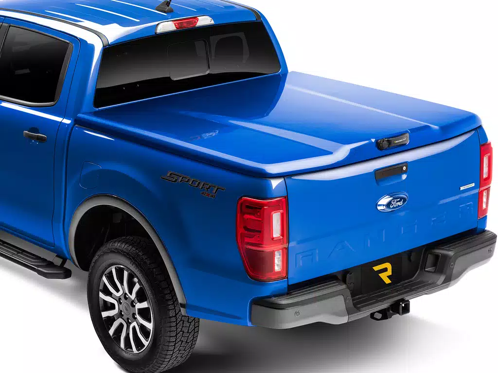 UnderCover Elite LX One-Piece Hard Tonneau Cover Factory Paint Match | TruckBedShop